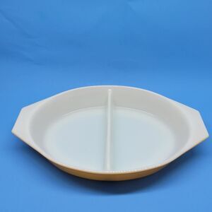Pyrex Oval 1 Quart Divided Serving Baking Dish Orange 063